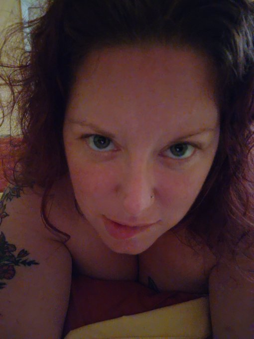 I am so ready to play with yall! Its almost friday!!! Feel free to message me on my onlyfans and i accept<a href="/tag/newprofilepic"class="tags"><span>#newprofilepic</span></a>