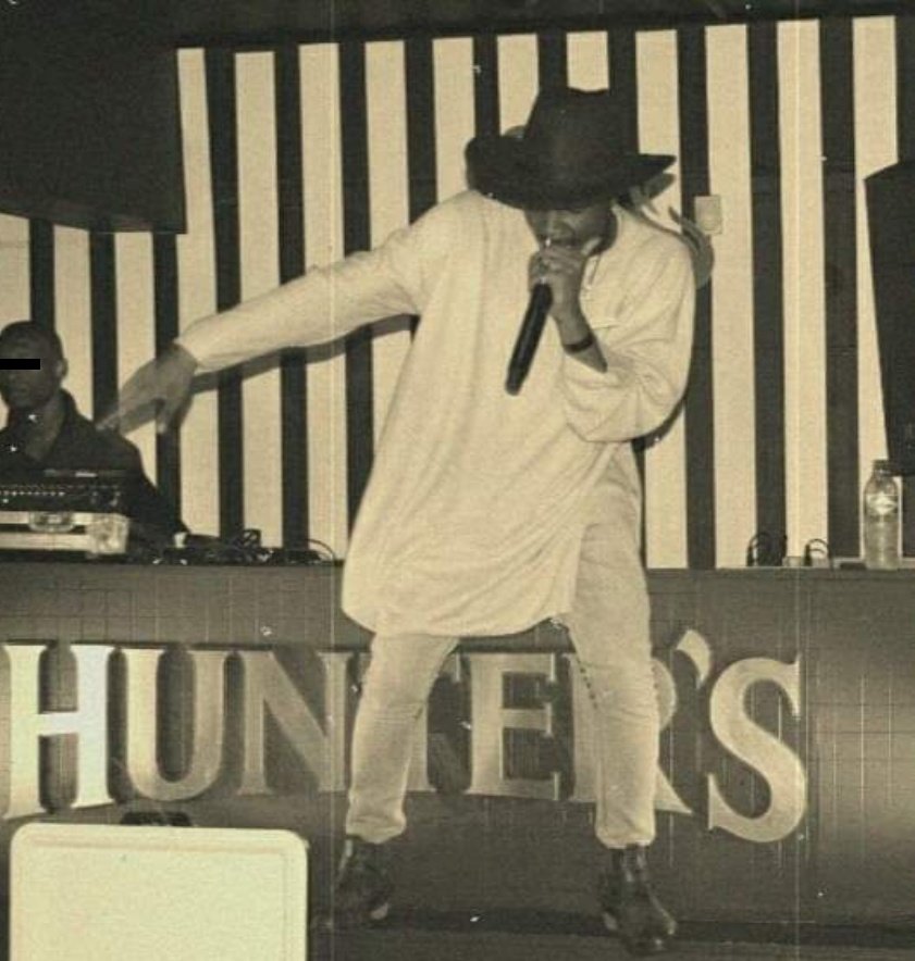 Peep the full article below 🤠🇿🇦

sundayworld.co.za/news/entertain…

Brought to you by:<a href="/SundayWorldZA/">Sunday World News</a> 

Thanks to <a href="/hunterscider/">Hunter's Cider</a>
X #jacquelCultureHouse 🙏🏽🏆