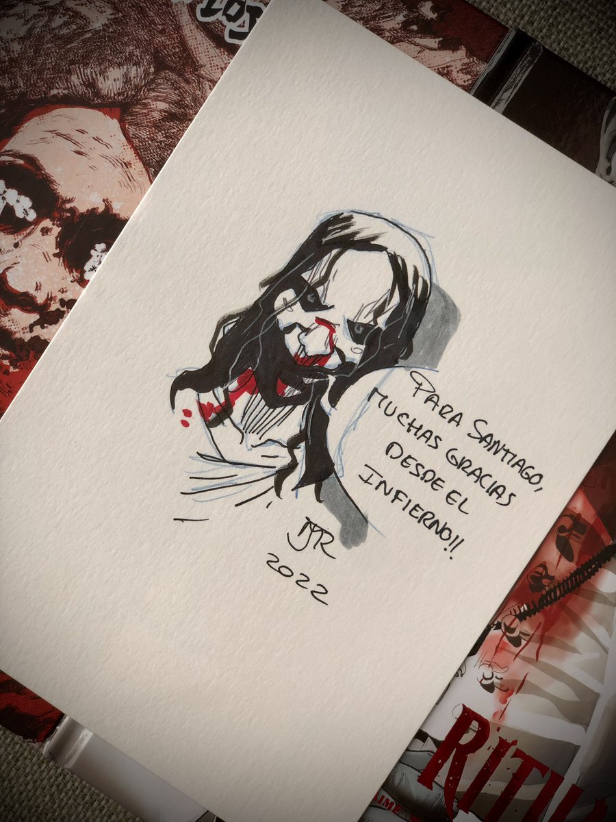 _datawan's tweet photo. Qué gozada llegar a casa y encontrarme con este alijo de @TomosyGrapas. Mil gracias a @ElTorres72 y a @jmrcomics101 por sus diabólocas dedicatorias en #RomanRitual. Sois unos cracks! 🖖😈
#MiAlijoTyG #HailHydra #Karras #comics #tebeos https://t.co/qJX3ObJsqu
