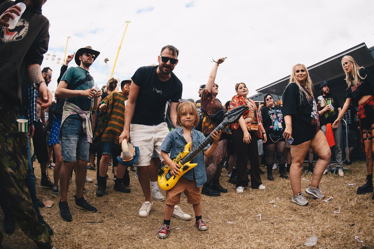 Download Festival tweet media