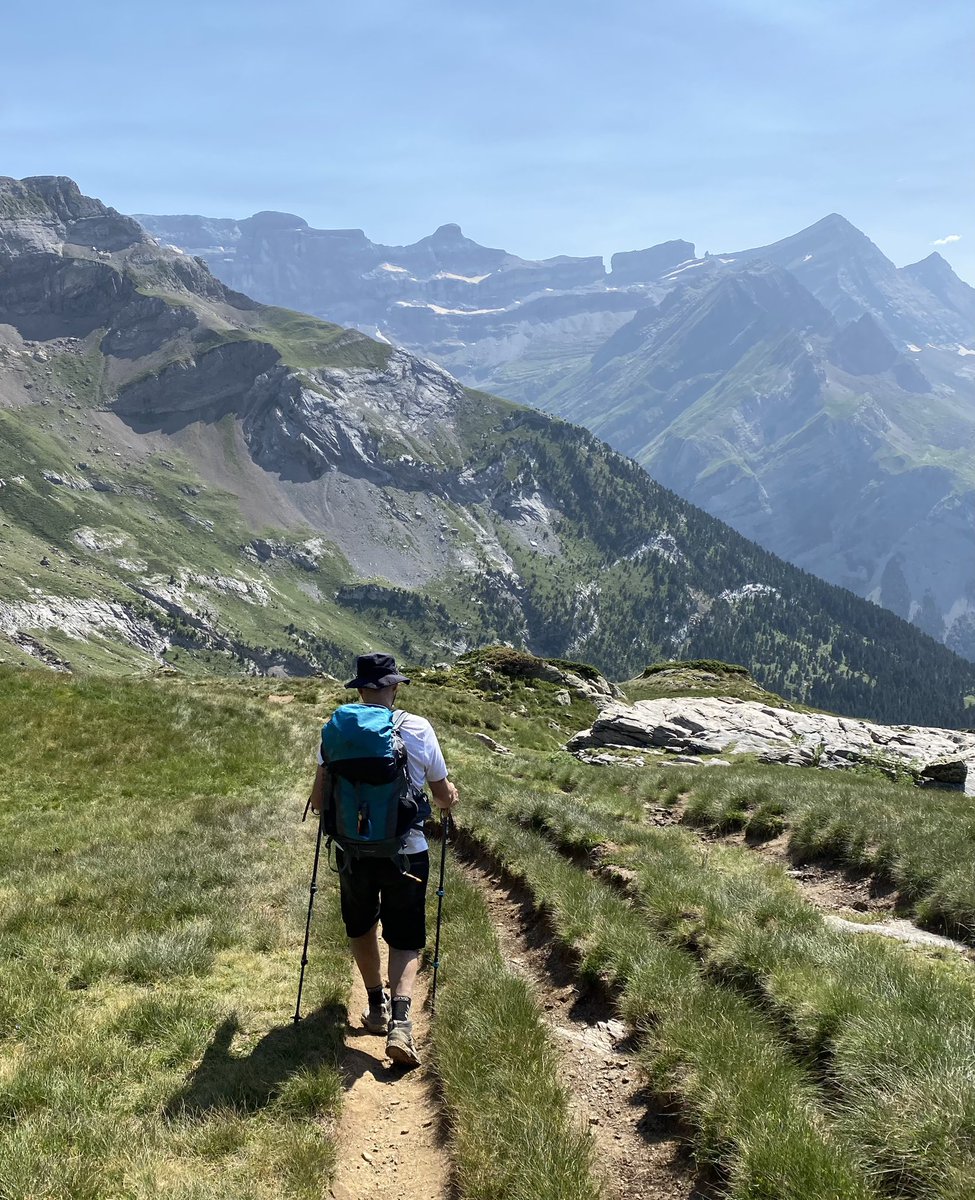 emicapi's tweet image. Siguiendo el camino correcto