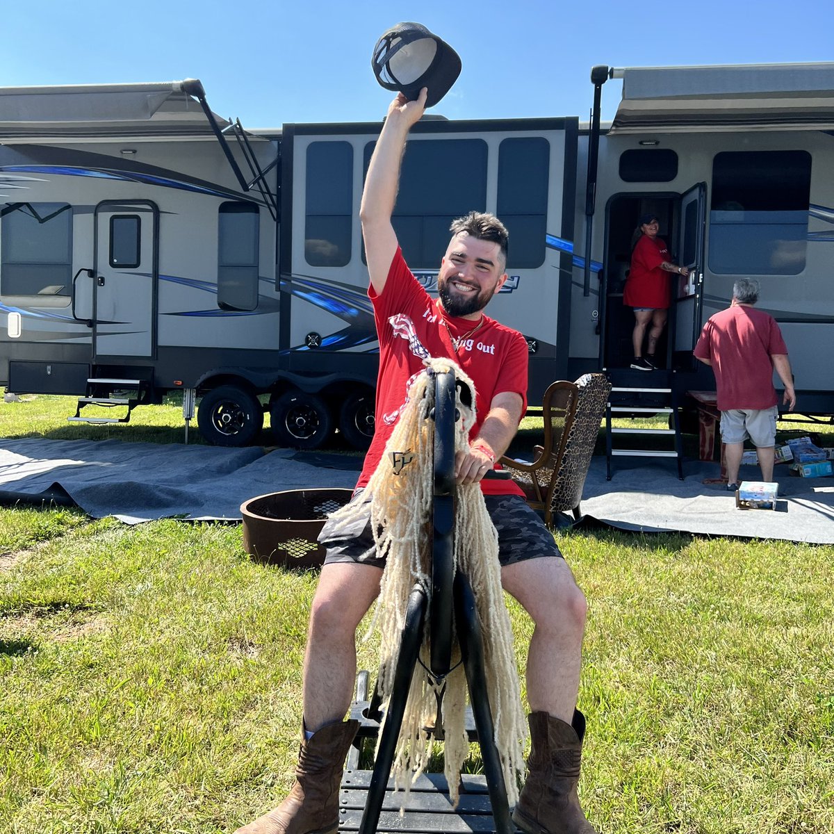 faster_horses's tweet photo. Campgrounds have officially opened! Welcome to Faster Horses 2022, y’all 🤠 https://t.co/dJsEJ3x7u3