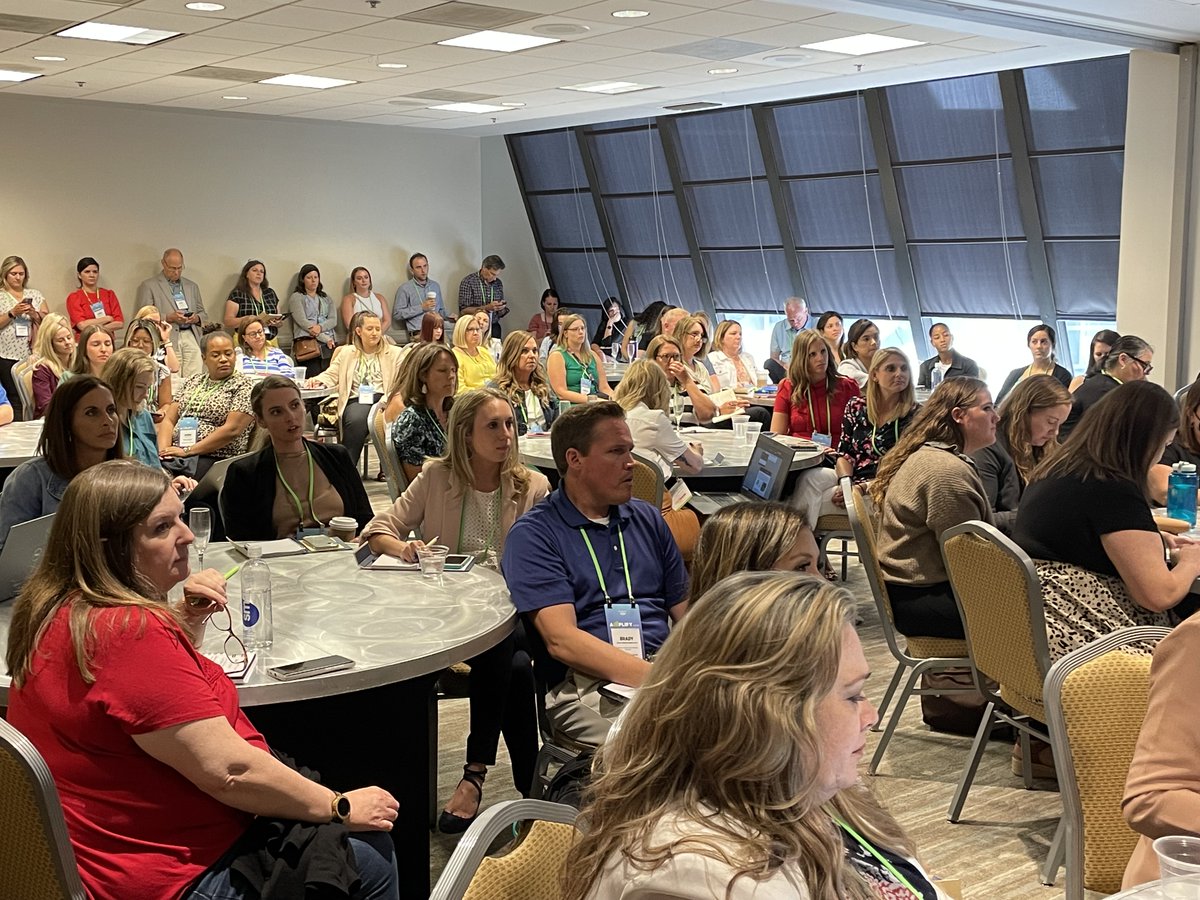 Standing room only! Amy, our VP of Sales + Marketing, and Andrea Olson tag-teamed a presentation at the Society for Marketing Professional Services' annual conference on "Building Brand Advocates by Creating Internal &amp; External Passion."  #amplifyaec #smps