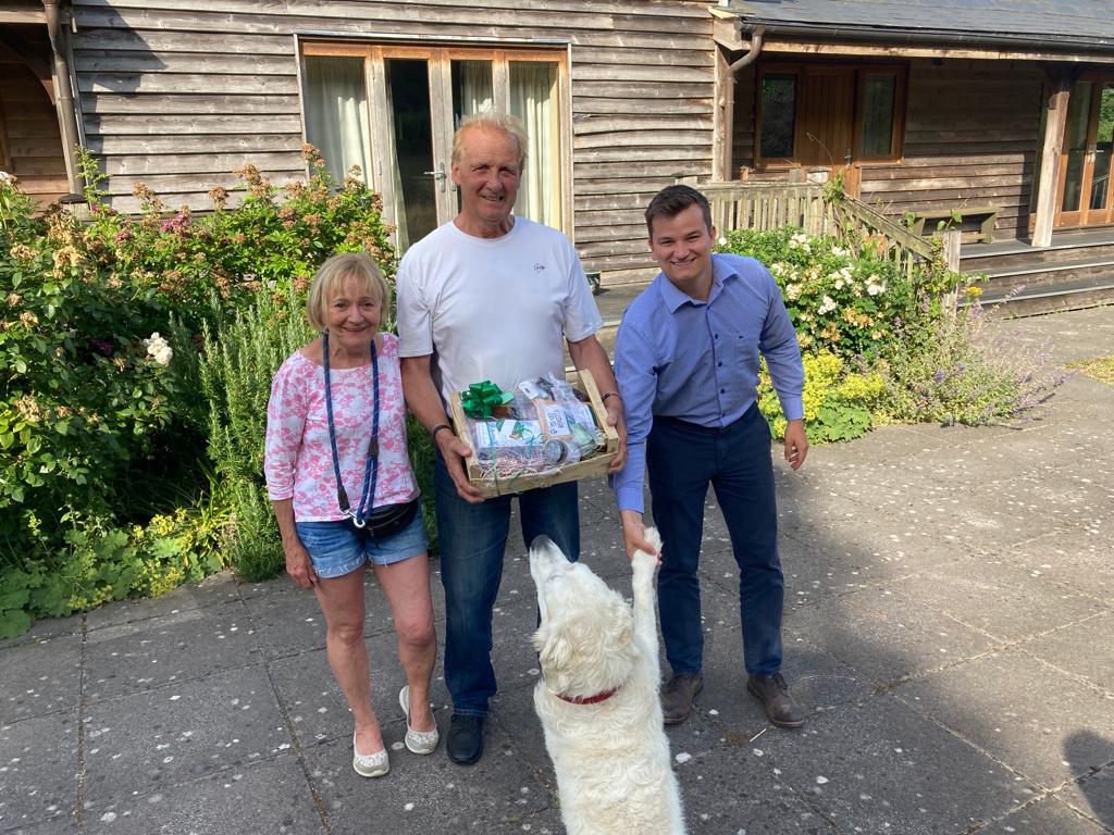 BCM_LLP's tweet photo. Tom presenting clients with a gift hamper to celebrate the purchase of their new home. #rural #ruralsales #ruralproperty #ruralpropertyspecialists #farmsales #estatesales #landsales #commercialpropertysales #propertytransactions #restrictivecovenant @BCM_LLP https://t.co/9yVvANRdIH