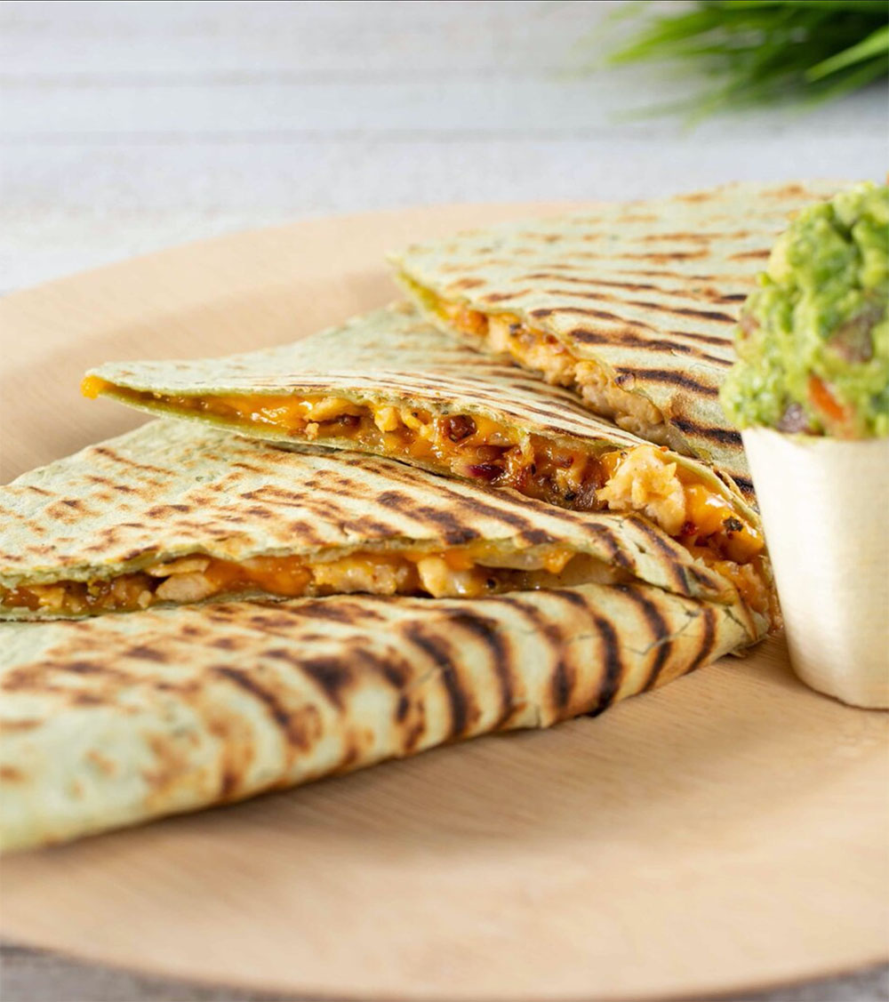 EarthToneJuice1's tweet photo. Our Vegan Chicken Quesadilla will be sure to be a party for your tastebuds!

https://t.co/HBlWuBAhJl

#earthtonejuicebar #earthtonefoods #cleaneating #vegan #naturalfoods https://t.co/9mOSzGZm8J