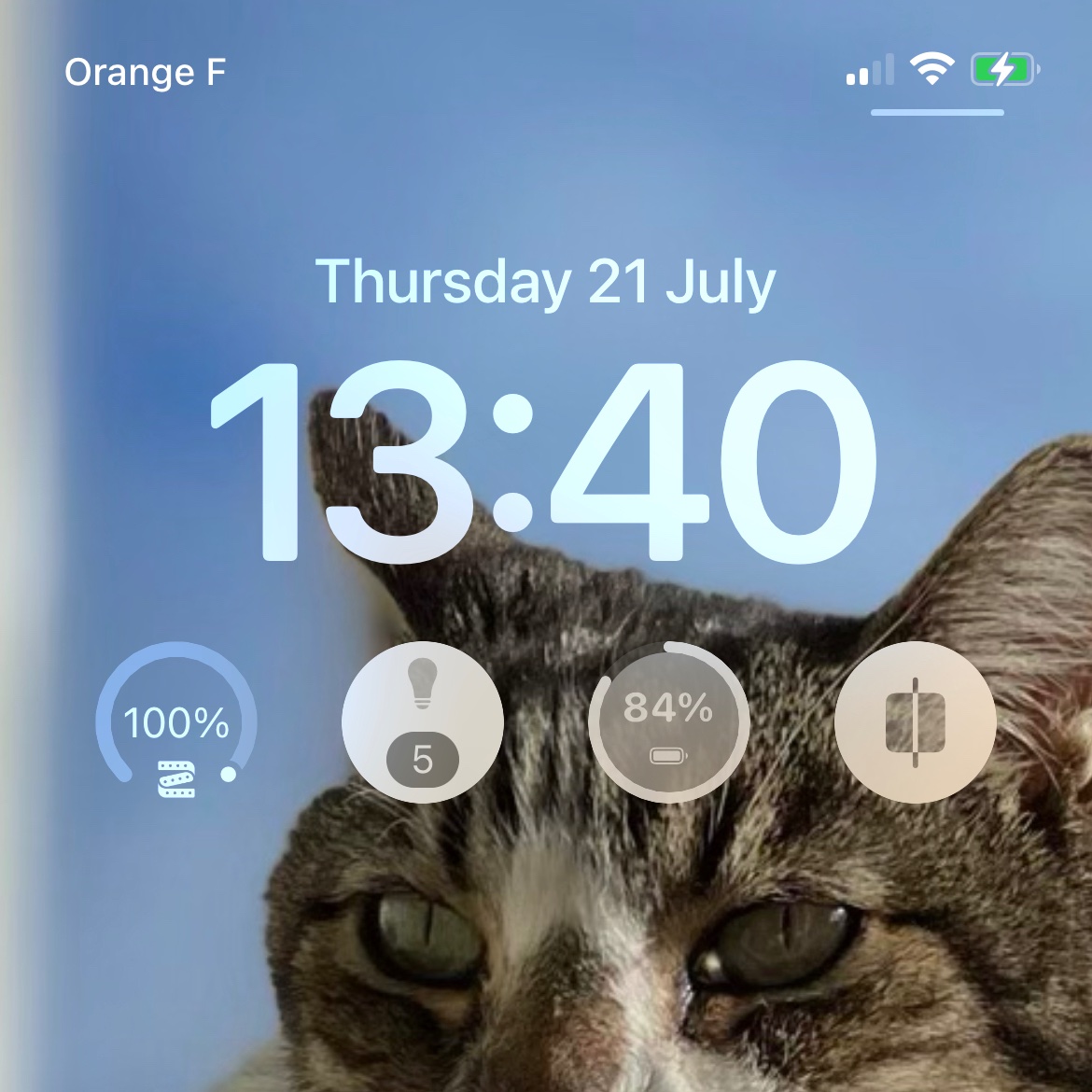 HomeWidget's tweet image. Happy to announce that @HomeWidget beta version now supports iOS 16 Lock Screen Widgets!

If you're on iOS16 beta and want to test this new feature, contact us.

#iOS16 #ios16lockscreen #ioslockscreen #homekit #iOSWidgets  #LockScreen #WWDC22 #iOS16beta