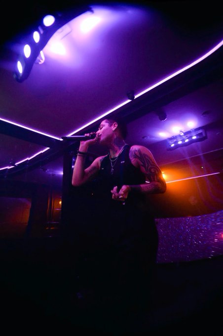 One week away! https://t.co/OSzNrIEoUH<a href="/tag/newprofilepic"class="tags"><span>#newprofilepic</span></a>