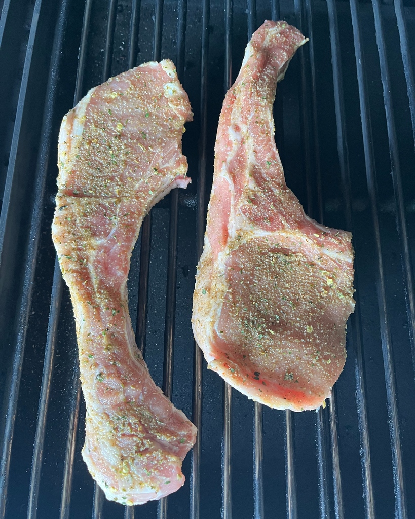 smokey_rebel's tweet image. Holy Jalapeño Tomaporks🔥

Love BBQ and shenanigans? Follow ➡️ @smokey.rebel we love them too 👊🏻💥

#smokeyrebel #bbqlife #bbqfamily  #ukbbq #yodersmokers #teamyoder #yodernation#grilling #grillingtime #bbqbeast #bbqgrill #grillingout #woodpelletgrill #grillmaster #grillgods