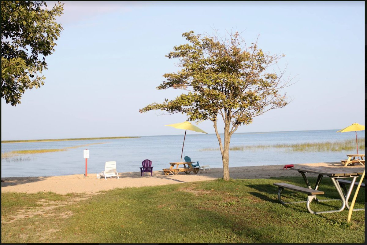 Pinconning_MI's tweet photo. Early morning on the #saginawbay at #pinconningpark in #pinconningmi https://t.co/Mz26DomHbH
