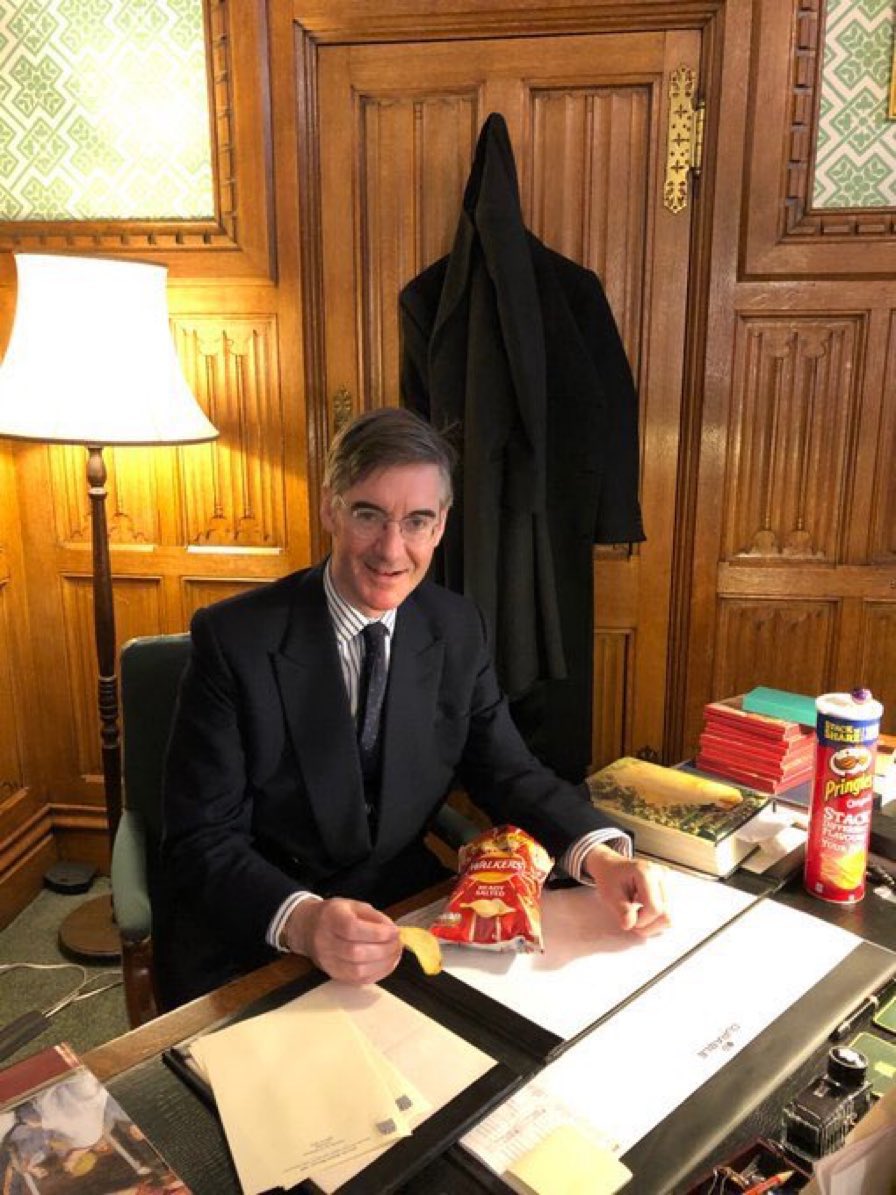 jonnyweldon's tweet photo. What in the Defense Against the Dark Arts is going on here? https://t.co/txXPLiZ6DO