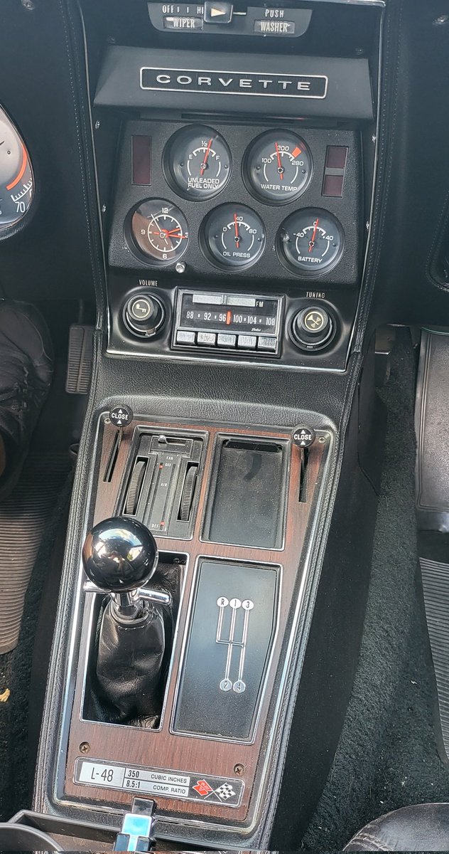 KevinPatteri's tweet photo. 75 Vette with only 12,300 original miles. https://t.co/zCfToNB1LE