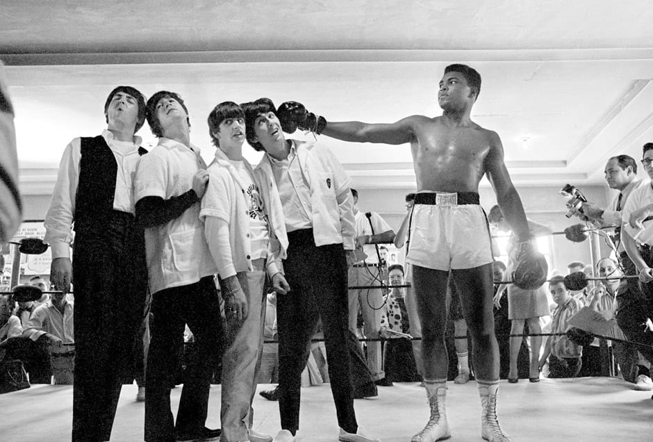 #TBT 'The Punch' - Ali and The Beatles in Miami back in 1964. 
#ushombi #vintagemiami #miami #tbtmiami #thebeatles #MuhammedAli