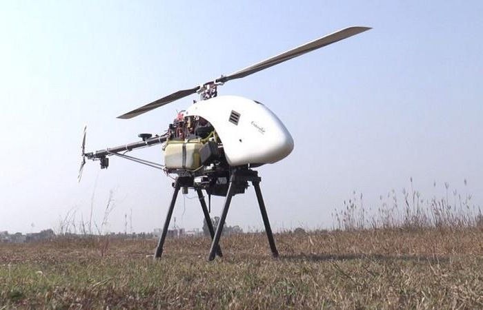 gujratsamachar's tweet image. રડારમાં પકડાશે પણ નહીં, IITના વિદ્યાર્થીએ જાસૂસી માટે ચકલીની સાઈઝનુ ડ્રોન બનાવ્યુ
Read more: bit.ly/3PKK6Ha
#IITKanpur #Drone #GlobalPositioningSystem #Spyingdrone