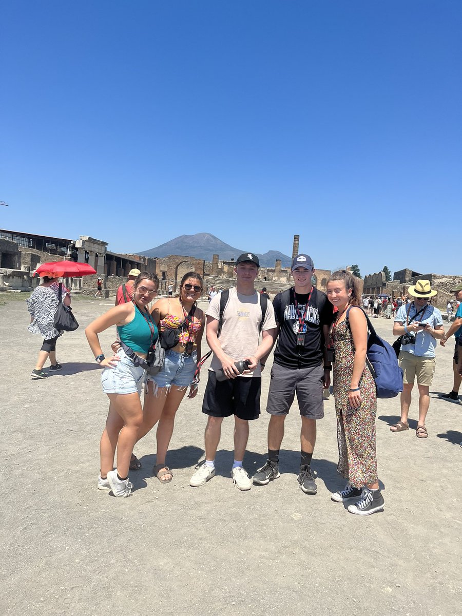 Ms. Del Bianco tweet media