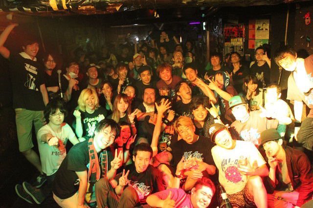 ASHIGALL's tweet image. 【お知らせ】
9/11(日)の新代田FEVERのライブでASHIGALLは解散いたします！
11年間本当にありがとうございました！