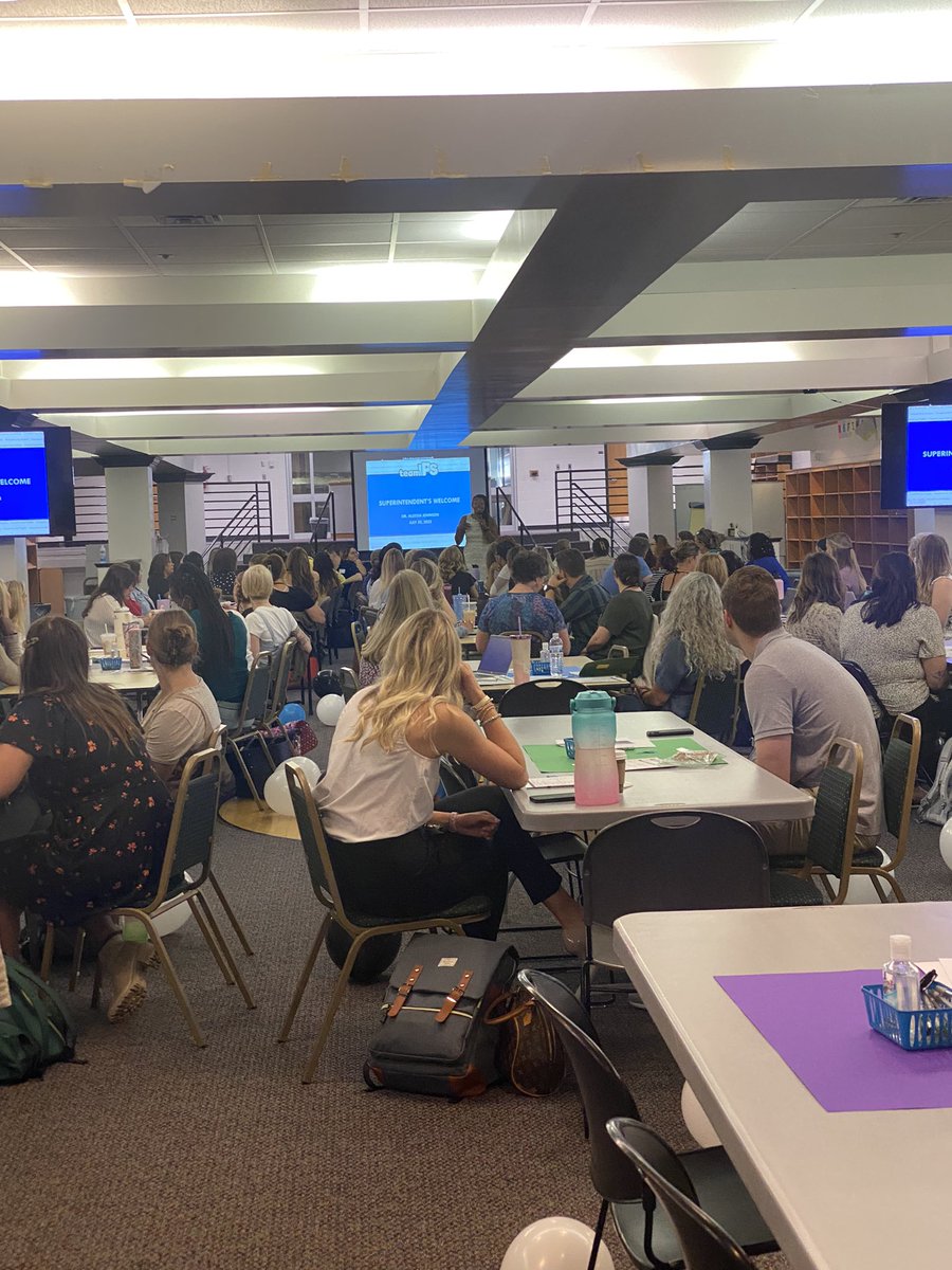 BangnSnouff's tweet photo. Incredible welcome from Superintendent @AleesiaLJohnson! #IPSInduction22 #teamIPS https://t.co/HJ5hDdvez2