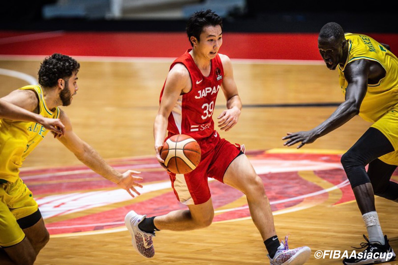 J Basket Fibaアジアカップ22速報 渡邊雄太怪我で不在の中素晴らしい追い上げを見せた日本 オーストラリア 99 85 日本 Lt 日本 Gt 39 富永啓生 キャリアハイ33得点 3p8 15 2 富樫勇樹 14得点 5アシスト 4ターンオーバー 71 井上