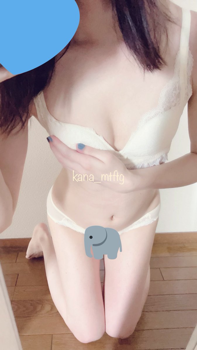 今日はオナニーの日らしいので、おニュー下着の俺でシコってぶっ掛けてくれ 