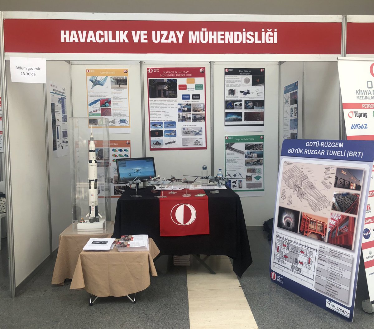 METUAerospace's tweet photo. KKM’de yapılan Tercih Fuarı’ndaki standımıza tüm aday öğrencilerimizi bekleriz!🥳🥳🥳 #yks22 #yks2022 #tercih2022 https://t.co/D0vMvWMVSx