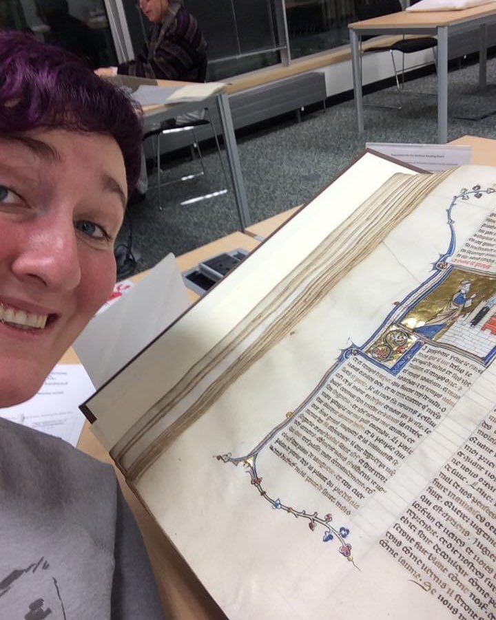 Allie Alvis (only on 🦋 now) (@book_historia) on Twitter photo I recently spoke to @BurckhardtBooks about my career, book history, fore-edge paintings, and all sorts of things! The first of three episodes is up now: burckhardtbooks.com/podcast
(Related: a selfie I took with the first book I looked at in a reading room, <a href="/CRC_EdUni/">Centre for Research Collections</a> MS19 😍) I recently spoke to @BurckhardtBooks about my career, book history, fore-edge paintings, and all sorts of things! The first of three episodes is up now: burckhardtbooks.com/podcast
(Related: a selfie I took with the first book I looked at in a reading room, <a href="/CRC_EdUni/">Centre for Research Collections</a> MS19 😍)