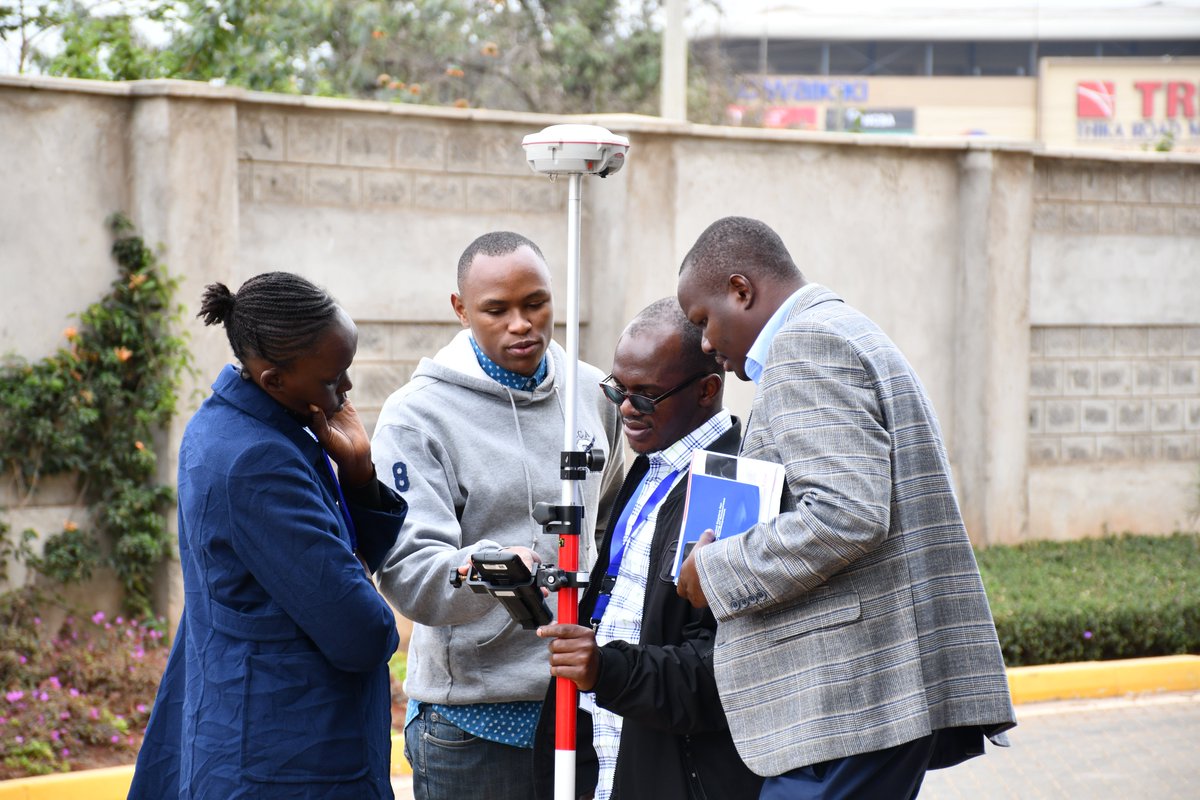 RCMRD_'s tweet photo. On day 4 of the #AFREF training workshop, participants carried out field demonstrations on the use of Continuously Operating Reference Station #CORS and Global Navigation #Satellite System #GNSS Data Processing #afref2022edition https://t.co/7YVhB36qxE