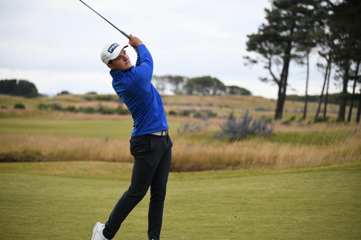 🏴󠁧󠁢󠁳󠁣󠁴󠁿's Cormac Sharpe has had a couple of memorable days at the Carris Trophy in Cumbria...

Yesterday, Sharpe had a hole-in-one on the 9th, and today he has remarkable followed that up with another ace on the 16th on his way to a five-under par round of 67! 😱👏
