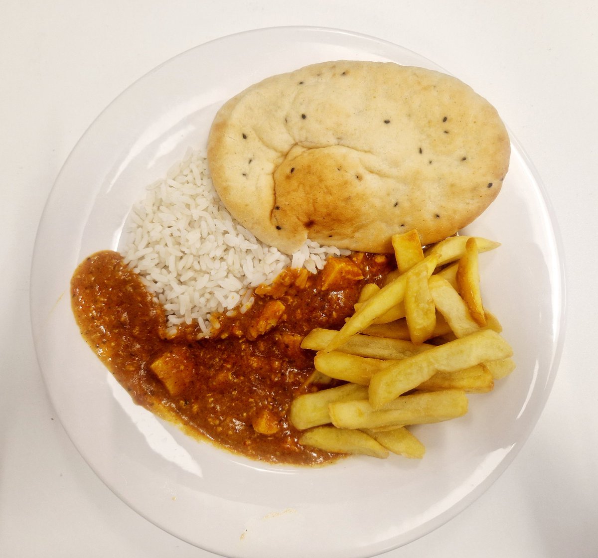 chuchi3651's tweet photo. Yummy curry for lunch at #HullExtraCare today https://t.co/f8YdSm0mEz
