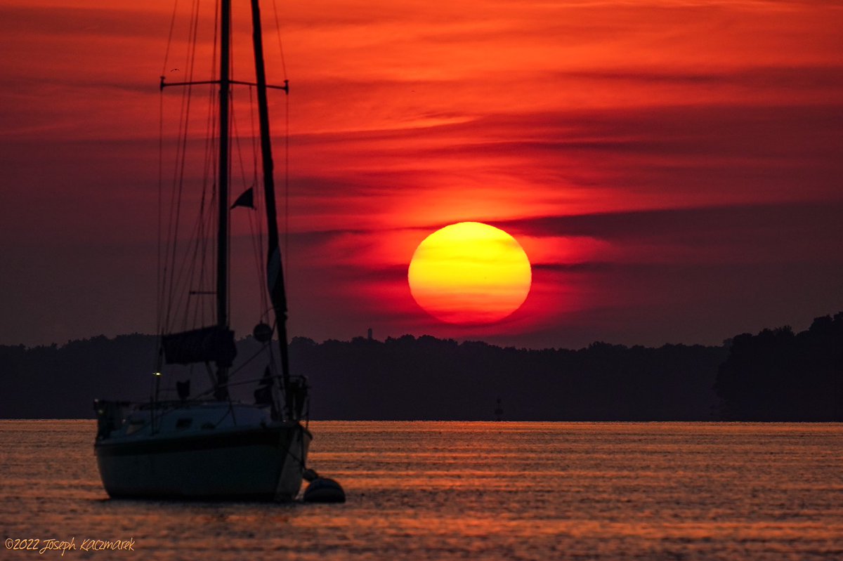 The sun rises over the Delaware River 7.21.22