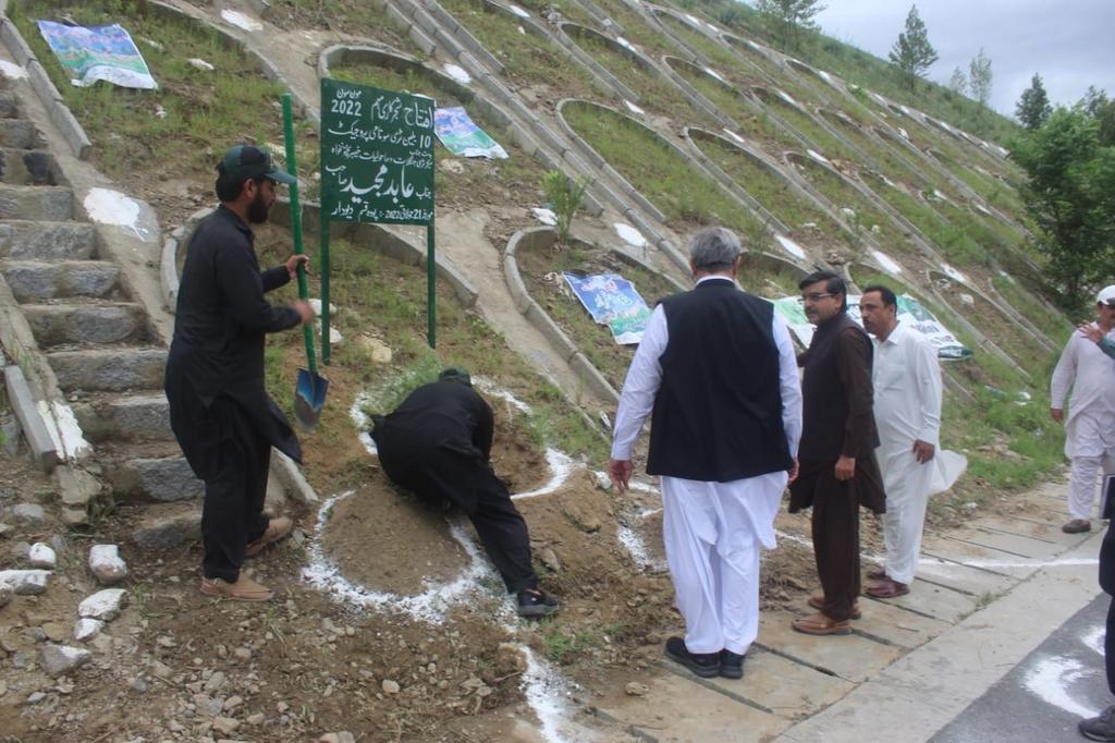 FEWDKPGovt's tweet photo. Secretary Forestry, Environment &amp; Wildlife Deptt. visited today various sites of activities, carried out by Northern Forest RegionII (Gallies, Daur, Siran, Unhar, Kunhar and Hazara Tribal Forest / Watershed Divisions) under #10BTTP along CPEC from Havelian to Battagram
#KPForest https://t.co/M12uRzLK9R