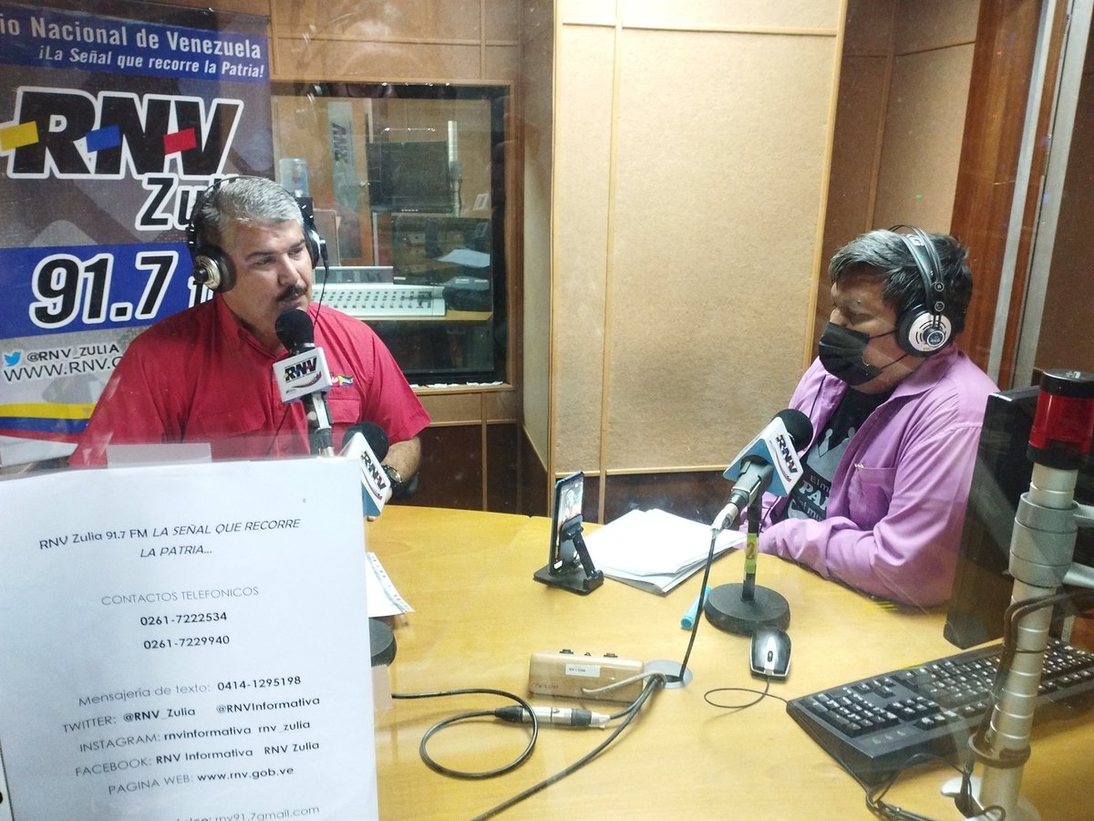 #Ahora por la 91.7 Fm en Zulia, escuché el programa Psuv en Linea, con el organizador del partido en la región, Ing. Luis Caldera.