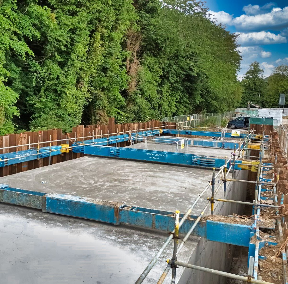 CarlowConcrete's tweet photo. 4.7m deep Emergency Storage Tank installed on the @IrishWater infrastructure project in Shanganagh. Work was completed with thanks to a great team from John Cradock Ltd.
#carlowconcrete #emergencywaterstorage #attenuation #groundworks #civilengineering
#thecarlowtank https://t.co/xeK6cqLxlA