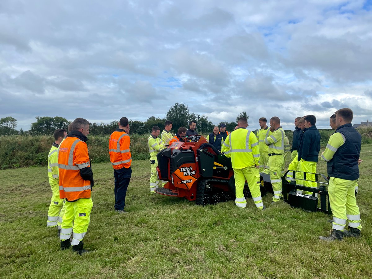 A first for <a href="/WeAreOpenreach/">Openreach</a> NI

It was a bright morning at Industry Training Services HQ for the arrival of Openreach NI’s new ‘Ditch Witch SK1550 Skid Steer Moler’
