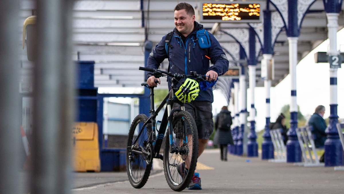 Paths for All (@pathsforall) on Twitter photo π’#CharityJob announcement!π’
Do you have an interest in #cycling and bikes, experience of IT and managing volunteers?
<a href="/Bikes4Refugees/">Bikes for Refugees (Scotland) π§‘</a> are hiring two Project Worker vacancies. You'll help support the delivery of activities for disadvantaged groups.
bit.ly/3cvP1NQ π’#CharityJob announcement!π’
Do you have an interest in #cycling and bikes, experience of IT and managing volunteers?
<a href="/Bikes4Refugees/">Bikes for Refugees (Scotland) π§‘</a> are hiring two Project Worker vacancies. You'll help support the delivery of activities for disadvantaged groups.
bit.ly/3cvP1NQ