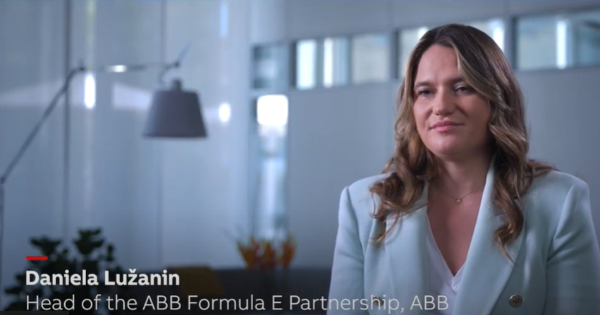 ABBItalia's tweet photo. Solo l'1,5% dei piloti è rappresentato da donne, per questo abbiamo deciso di sostenere l'iniziativa FIA #GirlsOnTrack lanciata per incoraggiare le ragazze a competere nel #motorsport.

Guarda il video! ⬇️ https://t.co/IXUWztX5YZ

#ABB #ABBFormulaE #DriversofProgress https://t.co/X1Gtm8FhLC