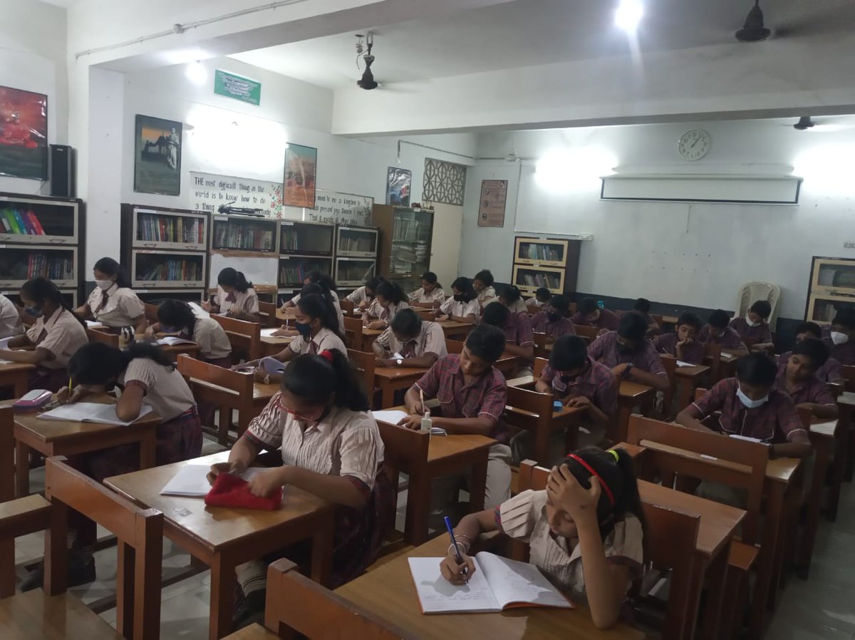5(O)NCC BN SAMBALPUR, 
"Celebration of Shaurya Utsav"
Essay writing competition was conducted at DAV  school Burla on 21July 2022.
@kalinga_sagar
<a href="/HQ_DG_NCC/">National Cadet Corps</a>
<a href="/5_odisha/">5 ODISHA BATTALION</a>