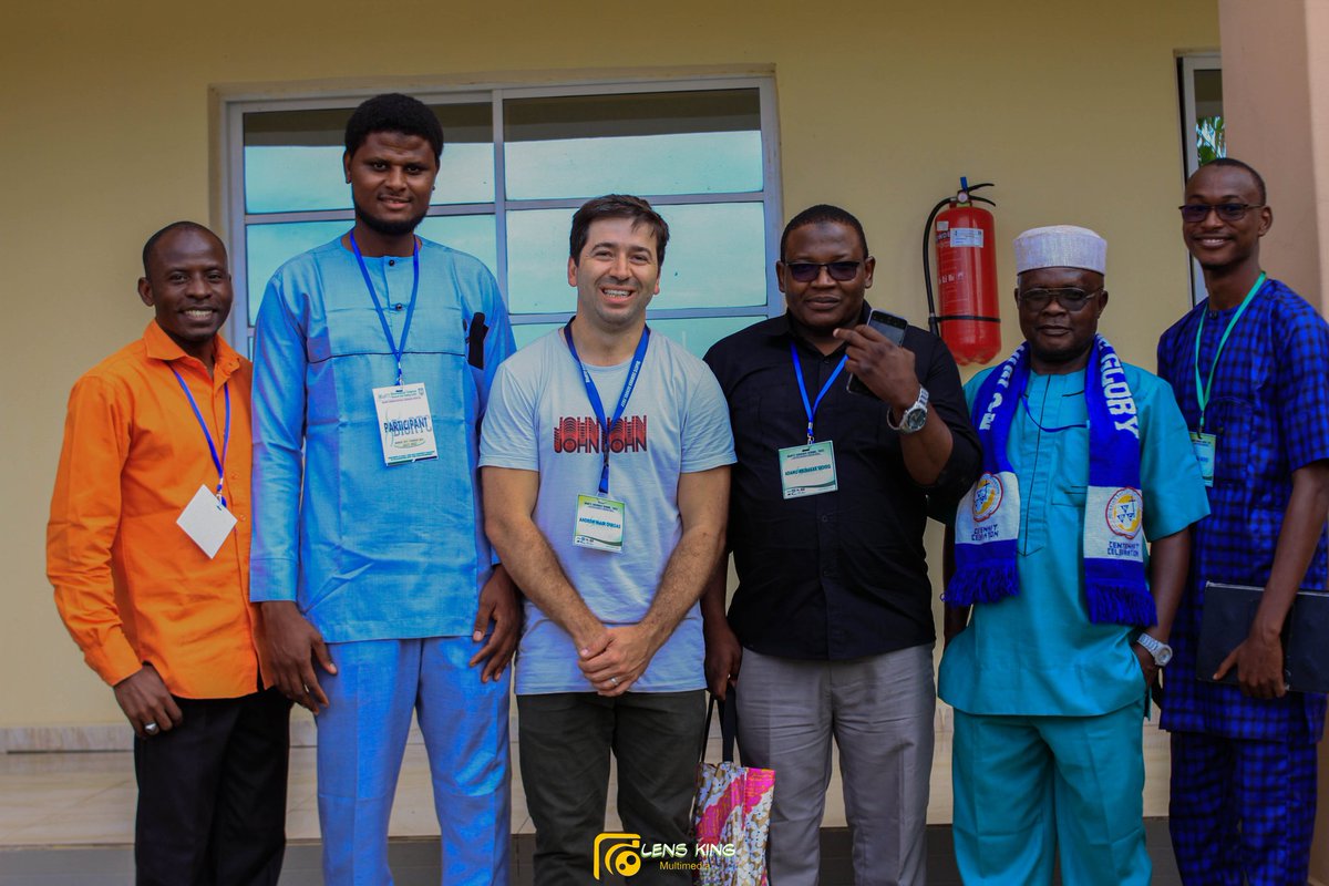 abbasnasidi5's tweet photo. @BioRTCNig summer school!
@mahmoudbukar
@BioRTCNig
@cziscience
@Co_Biologists
@TReNDinAfrica
@SussexNeuro
#BioRTCNig2022 https://t.co/wsoJyz5rEm