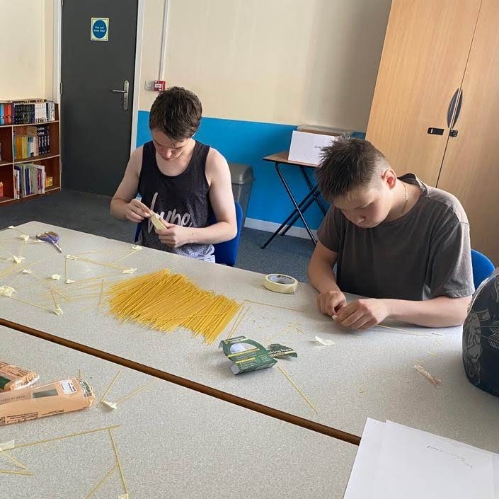 Aceproject1's tweet photo. Some students doing teamwork games on a transition day this week - who would have thought a spaghetti tower could get so tall!!
#structure #howhighcanyougo #itsallaboutthebase #strongfoundation #tallesttowerwins #physics https://t.co/7novHufXpu