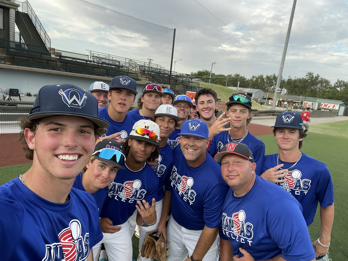 ASabath2's tweet photo. Always an honor to represent @KansasSelect and grow the game of baseball. Proud of all the players! They were awesome in some tough conditions. I had an absolute blast. @BvwBaseball31 and @RockCreekBsbl were awesome to work with.
Thanks @CoachGerst! https://t.co/gLk3MXvTfL