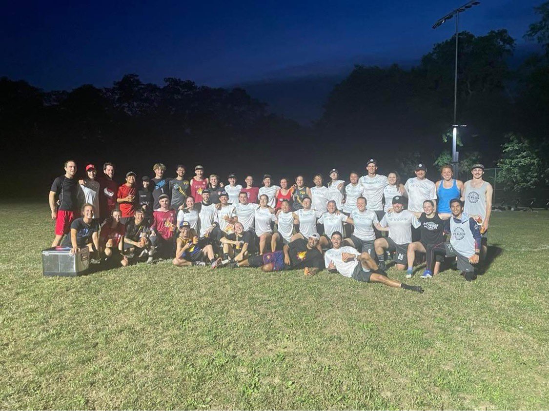 Fantastic evening in Pittsburgh playing <a href="/pghalloy/">Alloy Ultimate</a> and <a href="/PghCrucible/">Pittsburgh Crucible 🔥</a> in our lead up to WUCC! Thanks so much for the great games! And thanks to all the fans that came to watch 😍