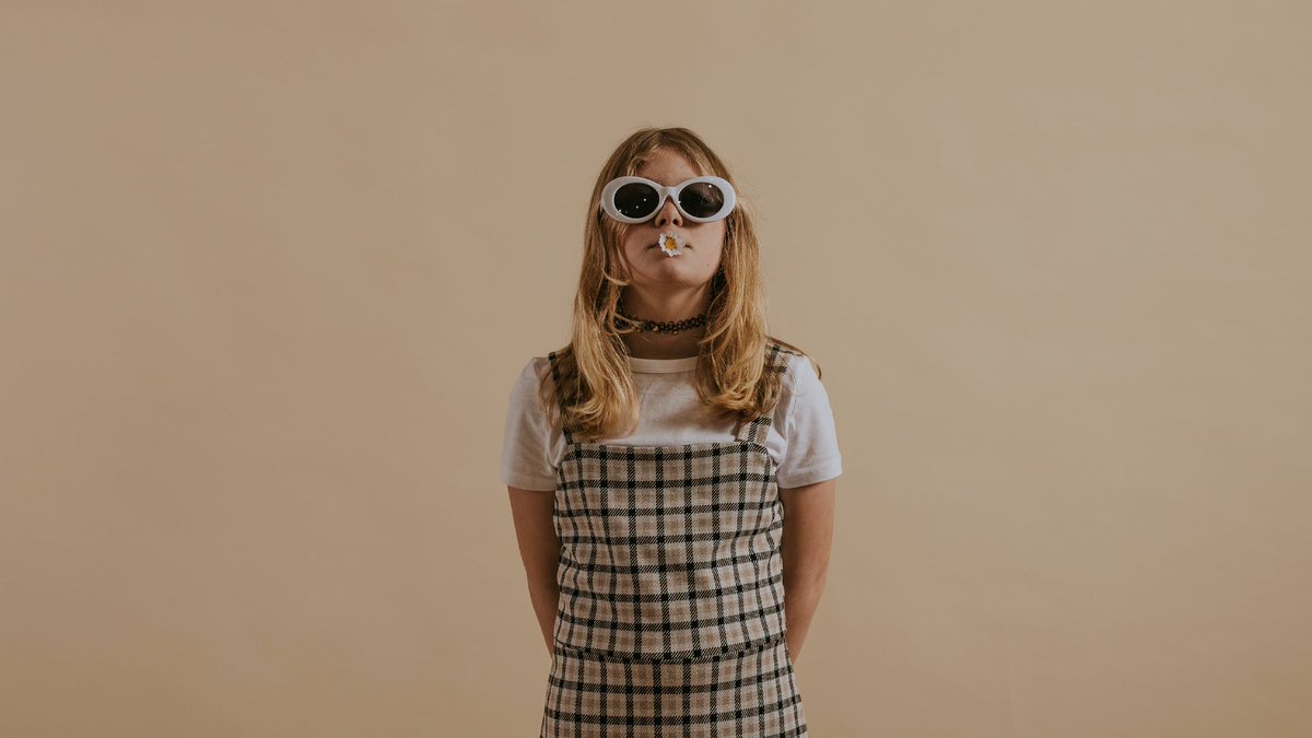 Meet <a href="/thatyellaharper/">Harper</a>: The 10-year-old taking the metalcore world by storm 🤘 kerrang.com/harper-10-year…