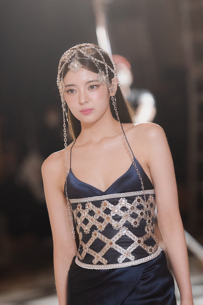 wts/lfb itzy ph

lia soundwave r1 - 350
lia soundwave r2 online - 350
lia withmuu r1 - 350
lia tower records torec - 850 

• All feta except torec (semi feta)
• Same price i got it
• DOP flexible just dm me