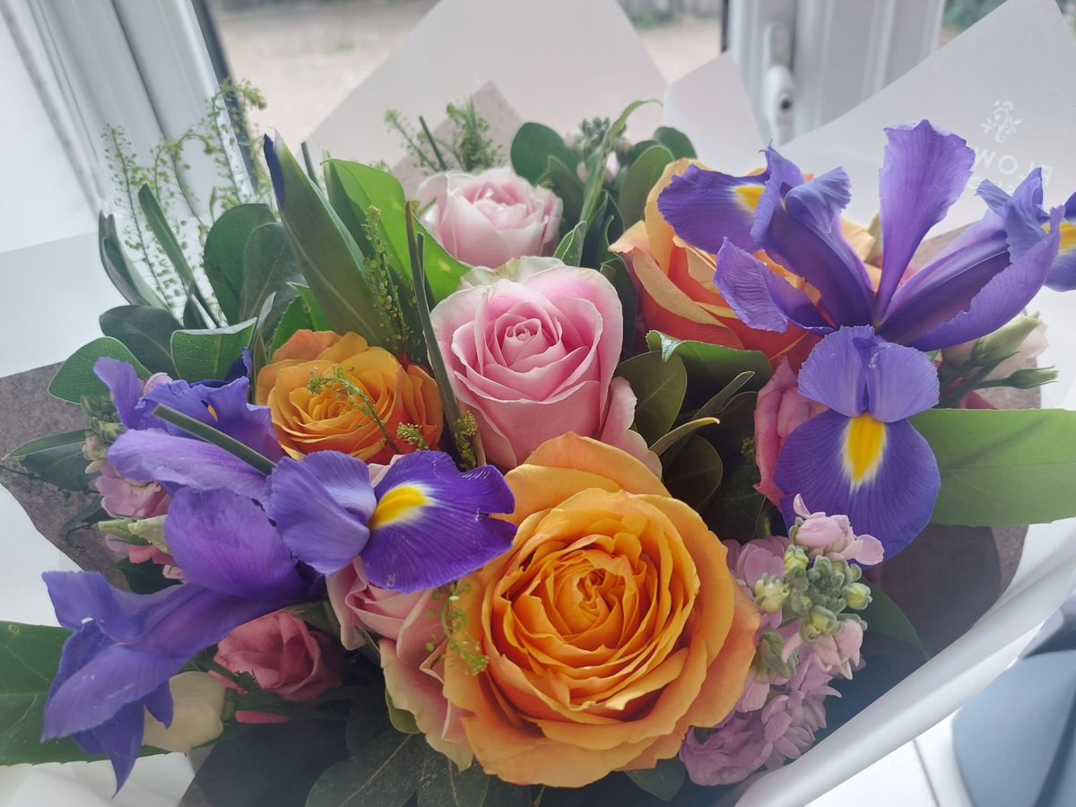 Thank you to our #hospitalityfamily at <a href="/DC_LuxuryHotels/">DorchesterCollection</a> for the wonderful ‘Thank you’ flowers.  

We’re so pleased that you had a wonderful evening at the #IoHAwards2022.