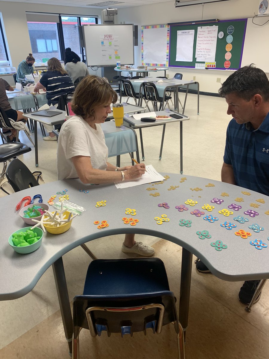 mosiermath's tweet photo. Counting collections during Addition and Subtraction Professional Development. @SCSDPD @SCSDMath @SyracuseSchools @mosiermath https://t.co/gteS0KYnQK