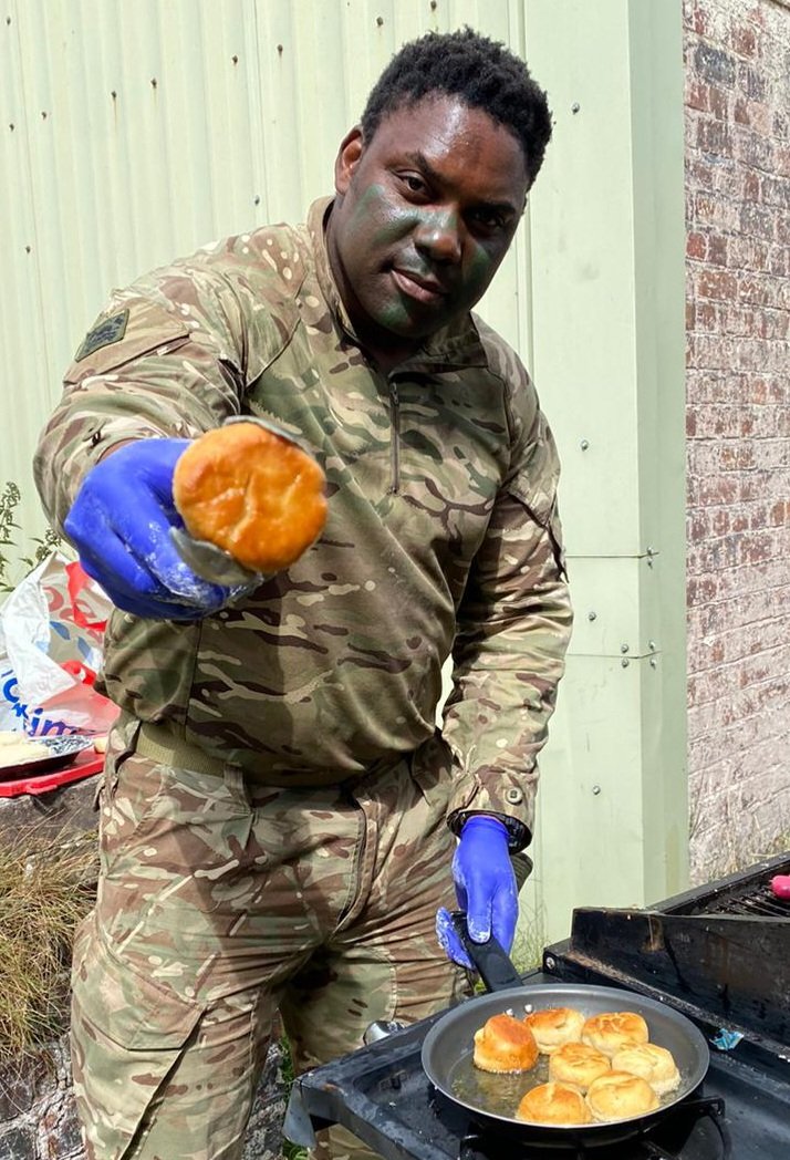 RoyMukungunugwa's tweet photo. Making some sweet fried dumplins on Exercise LUCKNOW LANCER maintaining morale for all troops coming off Stag.
@TheRoyalLancers
#DeathOrGlory https://t.co/dQIEKyuTRD