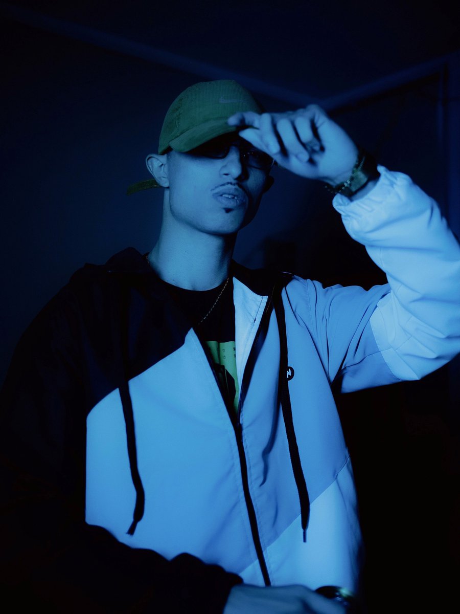 22/07 | 16h <a href="/vulgosd9/">SD9 🎙️🏆</a> ao vivo pay-per-view direto do Estúdio Showlivre 🎶Nascido e criado em Bonsucesso, Zona Norte do Rio de Janeiro, SD9 teve origem no funk proibidão e hoje mescla o ritmo que vem das favelas cariocas com o grime. Assista ao vivo: showlivreplay.com