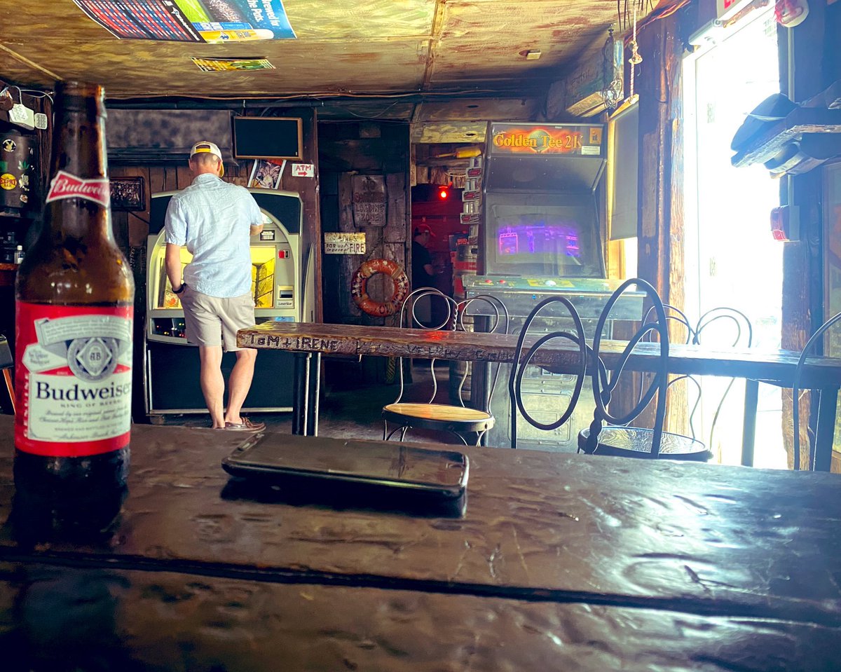 picturesofdives's tweet photo. Old Colony Tap - Provincetown, MA (pictures by @PintsandPanels) https://t.co/vZW8rPSw9K