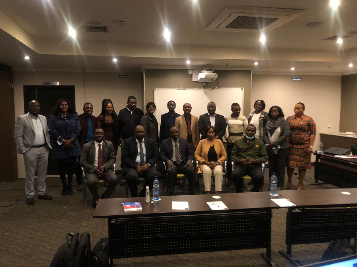 AnjaStClairJone's tweet photo. Stakholder meeting for #CwPAMS and start of #PPAMS. Great meeting. Great presentation by Kitwe on the AMS project. Amazing pharmacist team pushing boundaries with the AMS hub and spoke model.@nkwoolley @mohzambia @BrightonLusaka @OkorieMike @CW_Pharmacists @THETlinks @UHSussex https://t.co/9TjK8Ey5zp