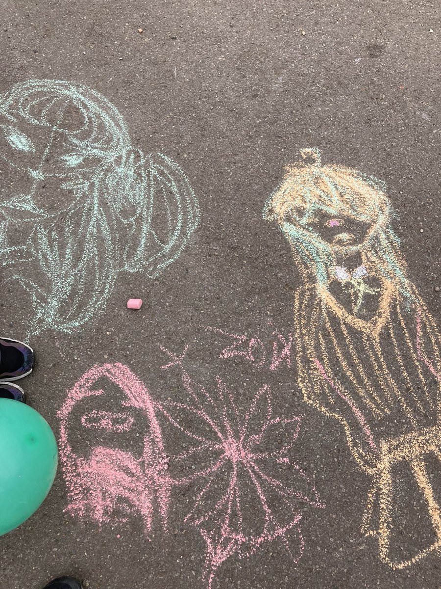 Play_Glos's tweet photo. โThis is the best day ever again!โ
Direct quote from one of our lunchtime players at #WiddenPrimary when they saw us bringing chalk onto the playground.
There was experimentation with water, tree rubbings and plenty of #active games!
@TNLComFund #Play2Nurture #PlayWorkWorks https://t.co/CS1k8FqIxM