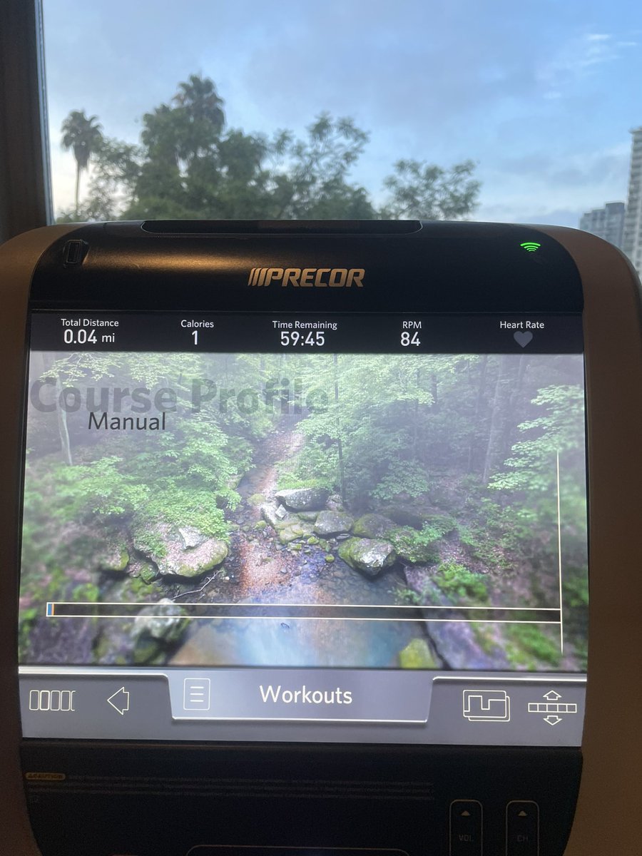 CoachHop's tweet photo. ๐
๐ด๐ป and #elliptical #thursdaymorningworkout #AnotherOne #5amclub #ThankfulThursday #FridayEve #FridayJr #pregamefortheweekend โ๏ธ๐โค๏ธโ๐ผ https://t.co/c2BC0O0gWX
