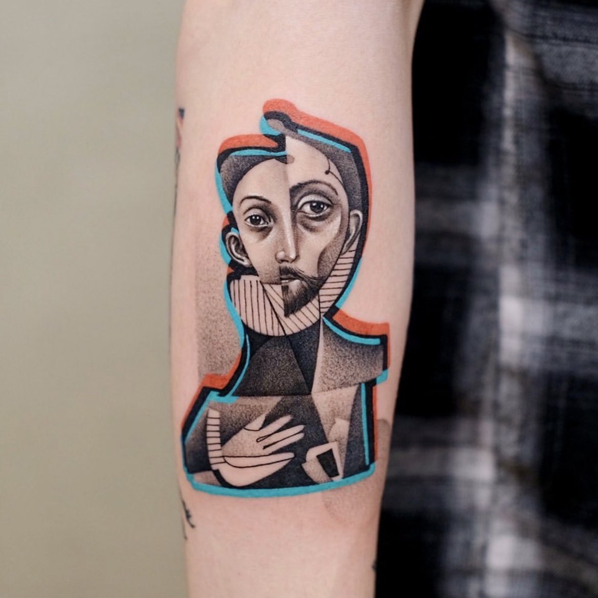 canalacultura's tweet photo. #Cubismo en la #piel ¿reconoces los #personajes? Un juego visual entre el #blancoynegro, el efecto fotográfico del #negativo y la corriente #cubista, plasmado en el cuerpo por #NewTattooZu https://t.co/WDkE1zBVLA
